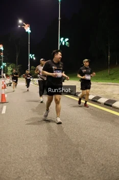Runner Photo 4287716