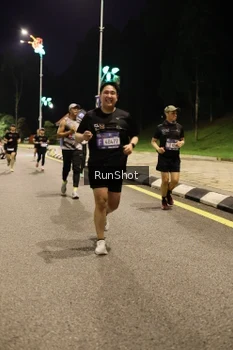 Runner Photo 4287720