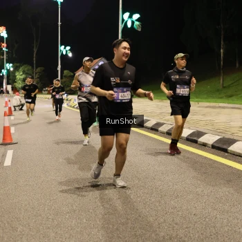Runner Photo 4287722
