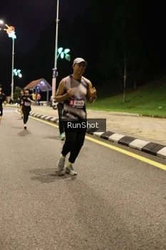 Runner Photo 4287733