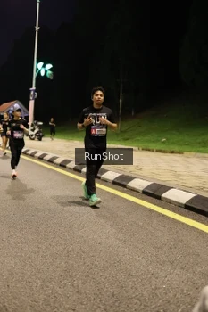 Runner Photo 4287736
