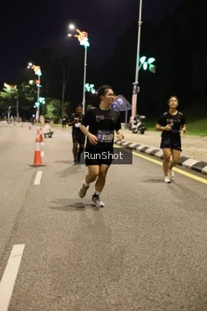 Runner Photo 4287749
