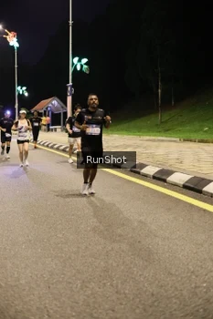 Runner Photo 4287767