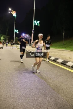 Runner Photo 4287781