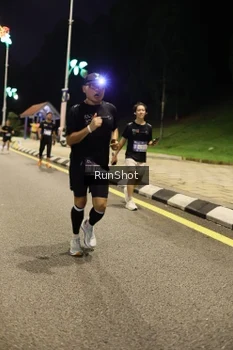Runner Photo 4287788