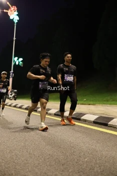 Runner Photo 4287798