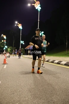 Runner Photo 4287817