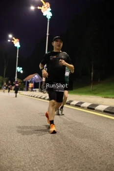 Runner Photo 4287822