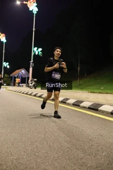 Runner Photo 4287840
