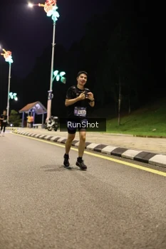 Runner Photo 4287842