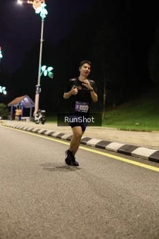 Runner Photo 4287843