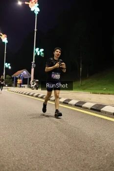 Runner Photo 4287847