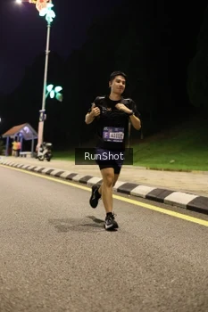 Runner Photo 4287851