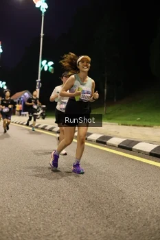 Runner Photo 4287875
