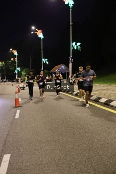Runner Photo 4287887
