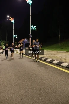 Runner Photo 4287899