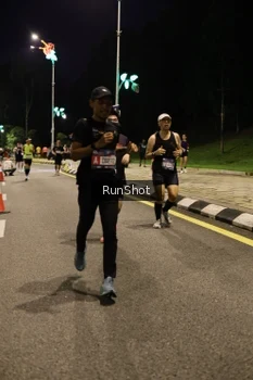 Runner Photo 4287909