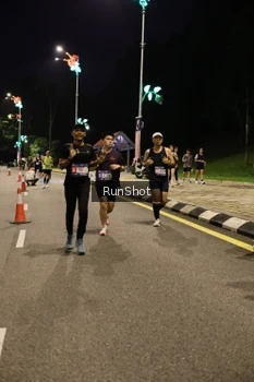 Runner Photo 4287915