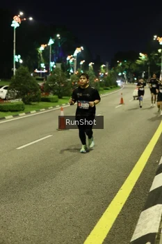 Runner Photo 4288012