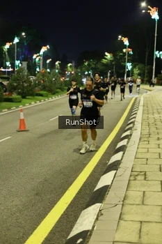 Runner Photo 4288024