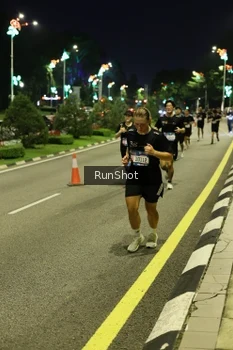 Runner Photo 4288030
