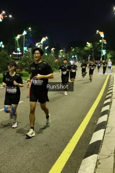Runner Photo 4288046