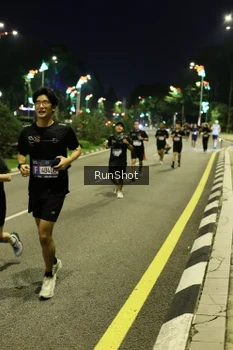 Runner Photo 4288047