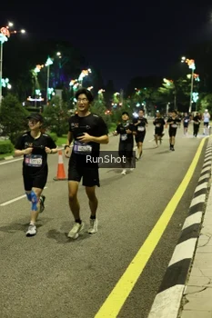 Runner Photo 4288048