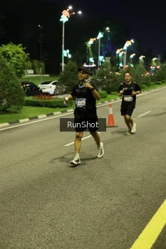 Runner Photo 4288053