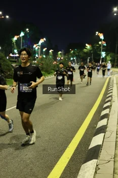Runner Photo 4288056