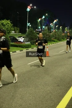 Runner Photo 4288064