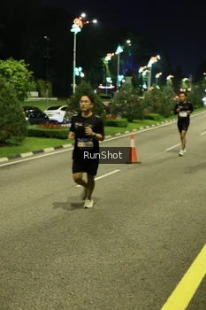 Runner Photo 4288069
