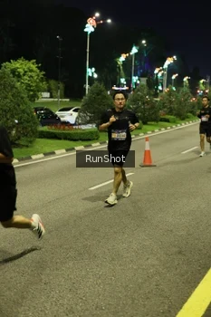 Runner Photo 4288077