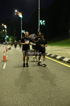 Runner Photo 4288143