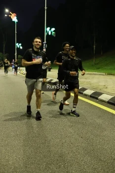 Runner Photo 4288150