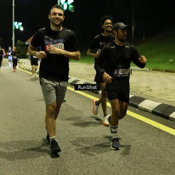 Runner Photo 4288165