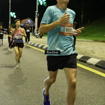 Runner Photo 4288167