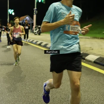 Runner Photo 4288170