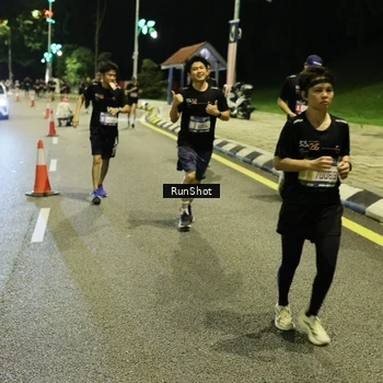 Runner Photo 4288191