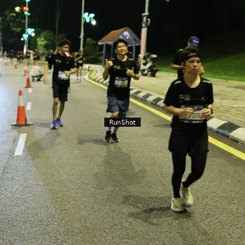 Runner Photo 4288192