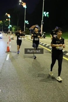 Runner Photo 4288193