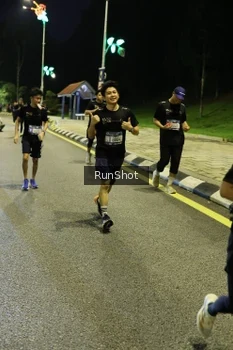 Runner Photo 4288198