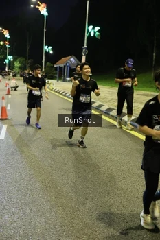 Runner Photo 4288201