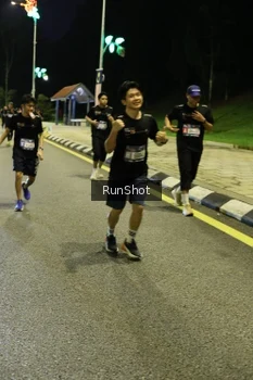 Runner Photo 4288210