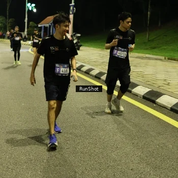 Runner Photo 4288212