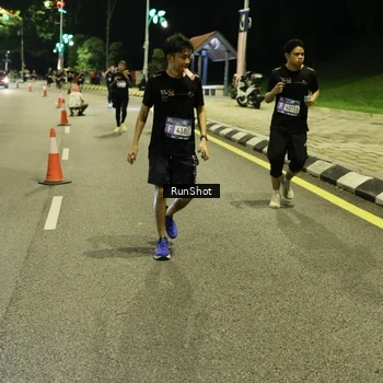 Runner Photo 4288217