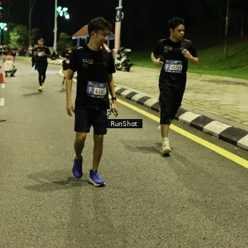 Runner Photo 4288220
