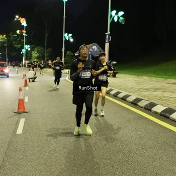 Runner Photo 4288235