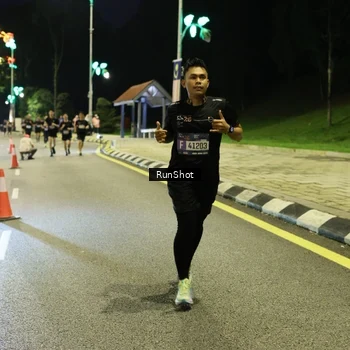 Runner Photo 4288247