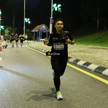Runner Photo 4288254